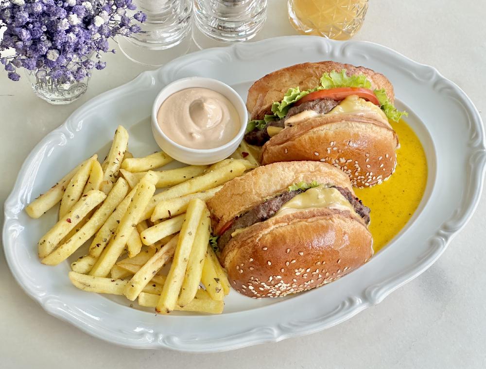 Café de Paris Burger
