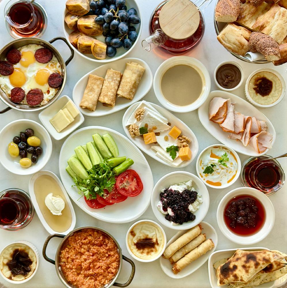İstanbul Breakfast 3👤